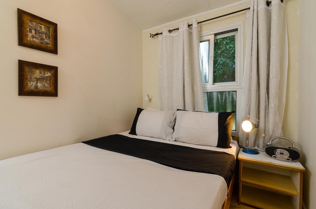 Orna'S Corner Bed & Breakfast Yuval Exterior foto