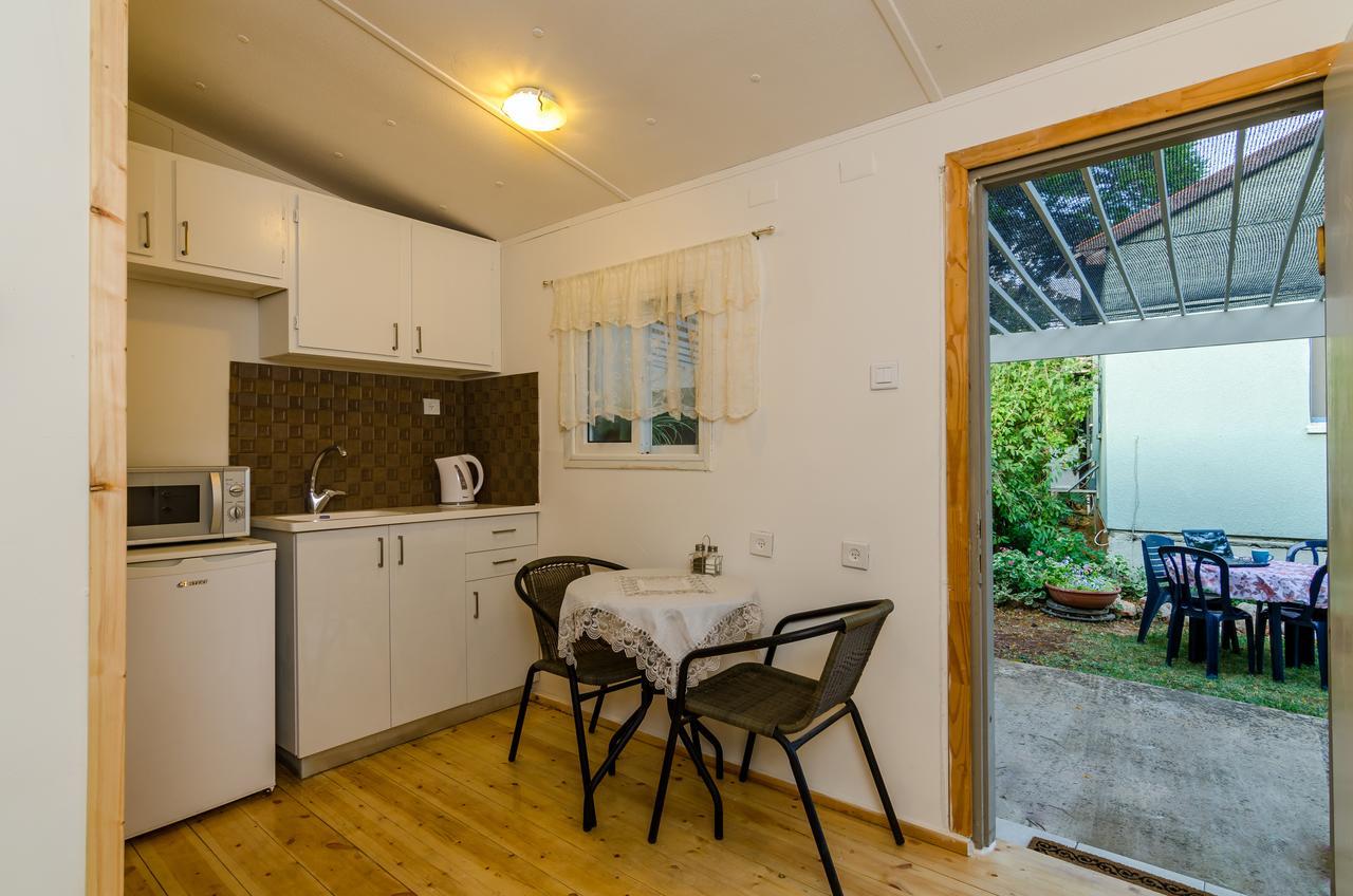 Orna'S Corner Bed & Breakfast Yuval Exterior foto